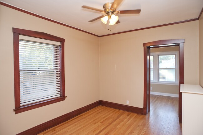 Building Photo - 1225 Wesley Ave