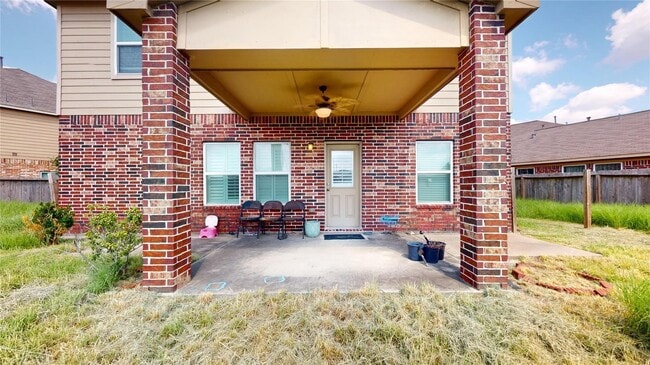 Building Photo - 3202 Cabin Wood Way