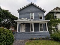 Building Photo - 616 7th St