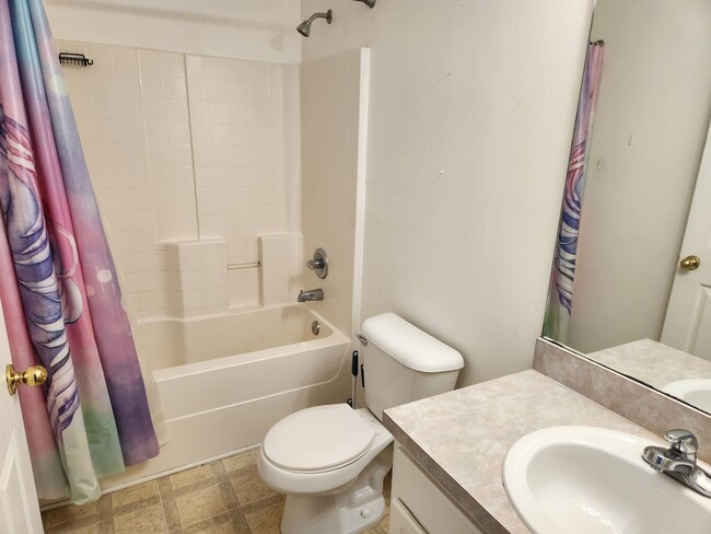 Building Photo - Port St. Lucie Pool Home for rent