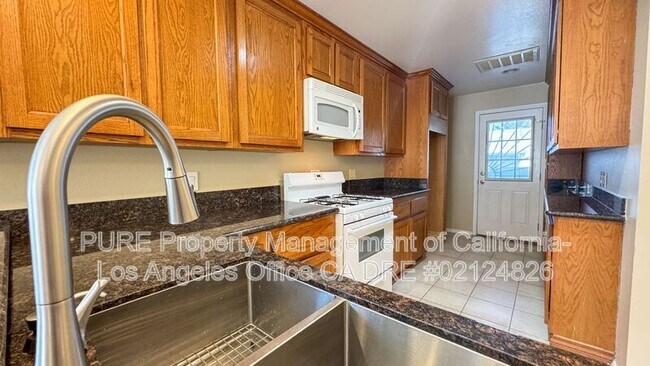 Building Photo - 4308 166th St