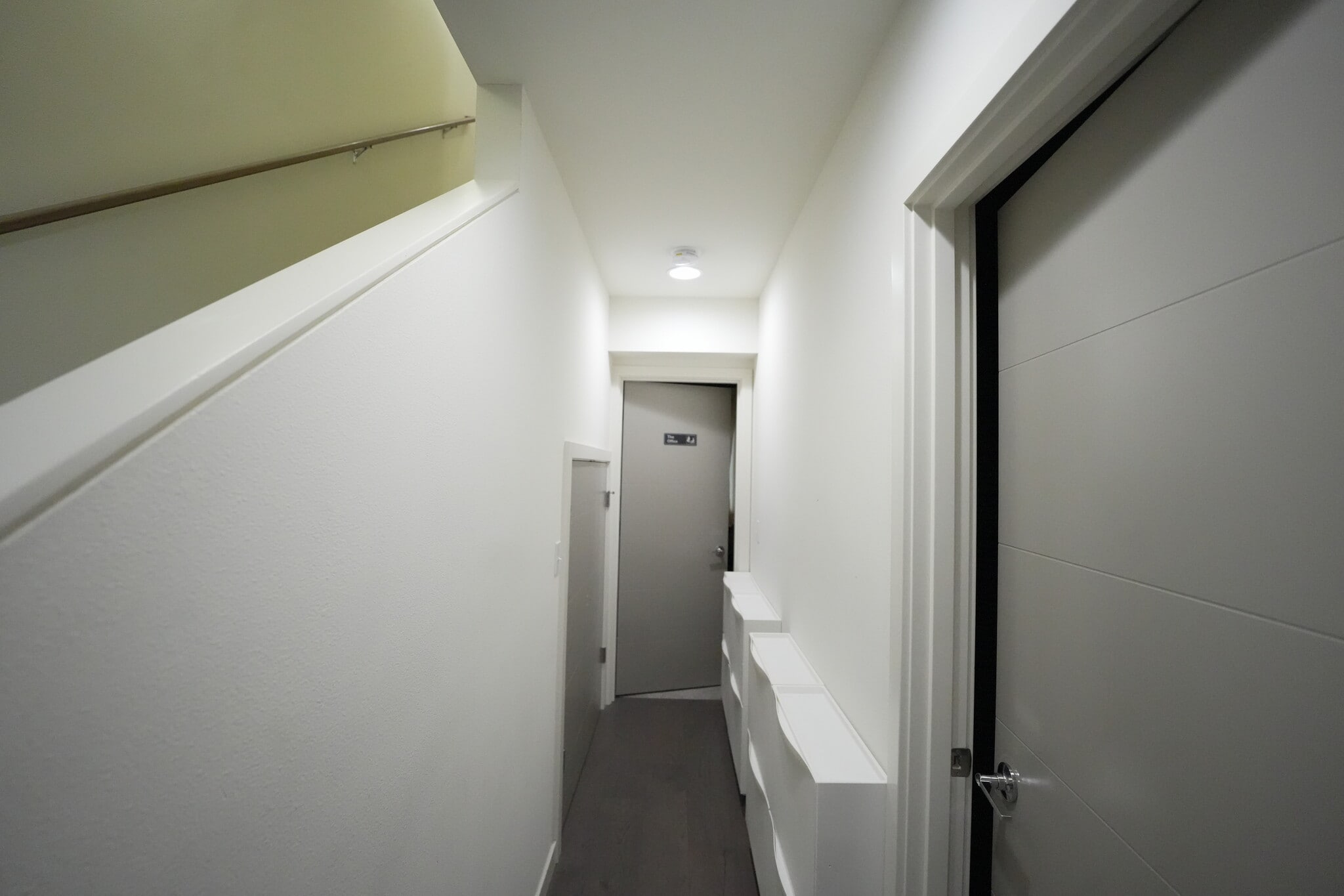 Building Photo - 2064 SW Charlestown St