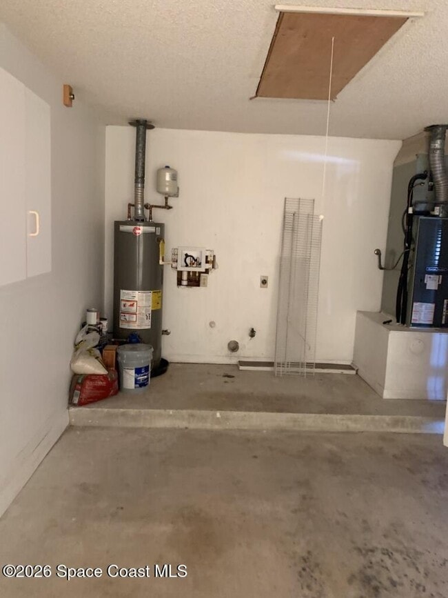 Building Photo - 139 McNeela Dr