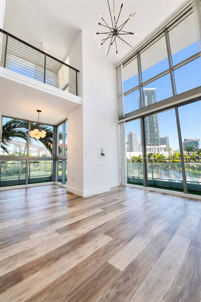 Building Photo - 90 SW 3rd St