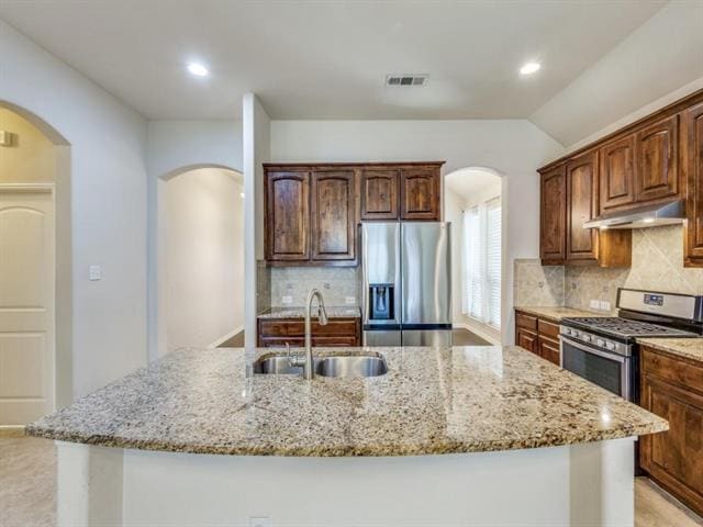 Building Photo - 2712 Cole Castle Dr