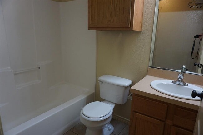 Building Photo - 4710 Brookdale Dr