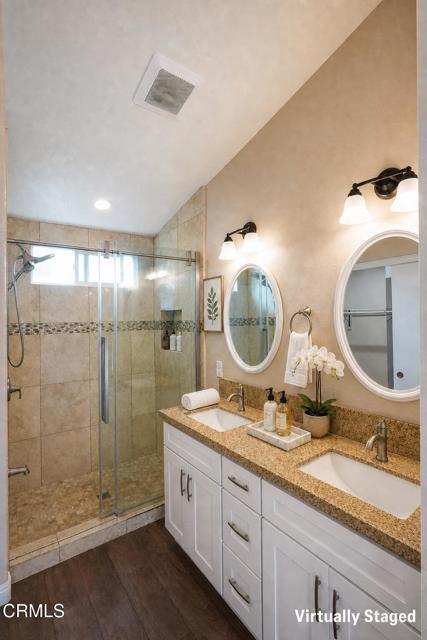 Building Photo - 401 Hermosa Way