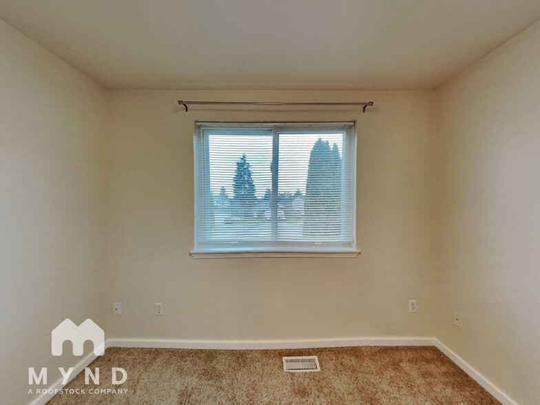 Building Photo - 13523 5th Ave Ct S