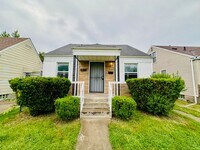 Building Photo - Nicely Updated 3 Bedroom 1 Bath Welcome Se...