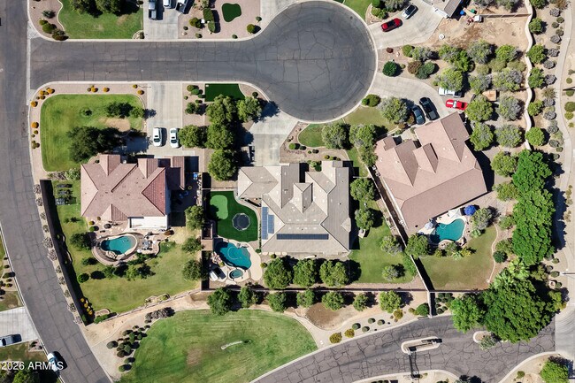 Building Photo - 4335 E Fox Cir