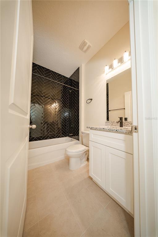 Building Photo - 1447 Kissimmee Dr