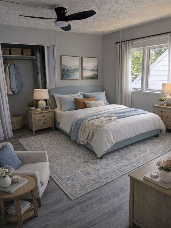 Building Photo - Spacious 5BR 2BA SFR w/ In-Unit W/D • Off Street Parking in Euclid