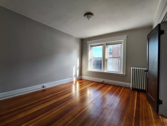 Building Photo - 1 Harbor St