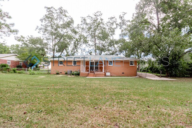 Building Photo - REDUCED!