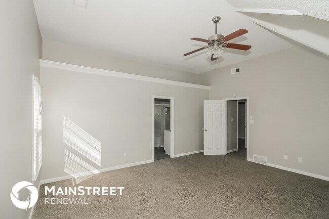 Building Photo - 499 S Sanga Rd