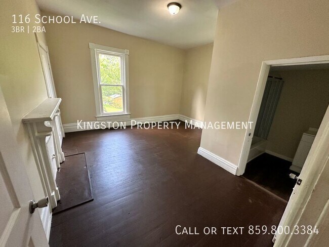 Building Photo - 116 School Ave