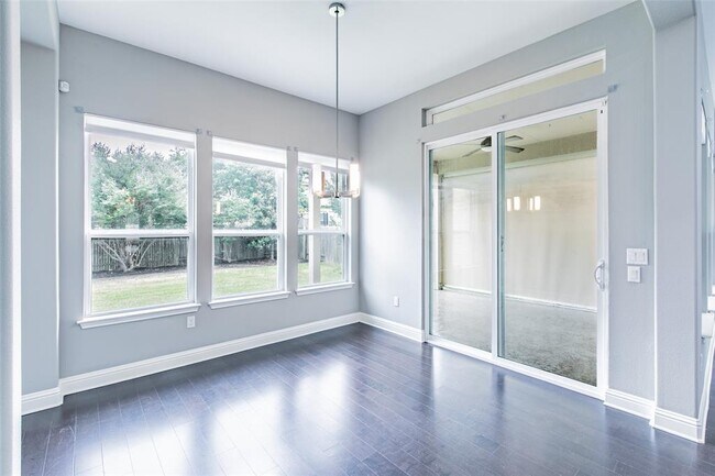 Building Photo - 5121 Cornflower Dr
