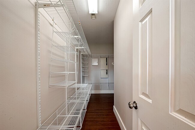 Building Photo - 11223 Switchgrass Ln