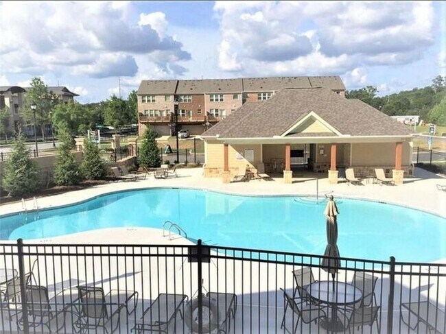 Building Photo - 581 Sunset Park Dr