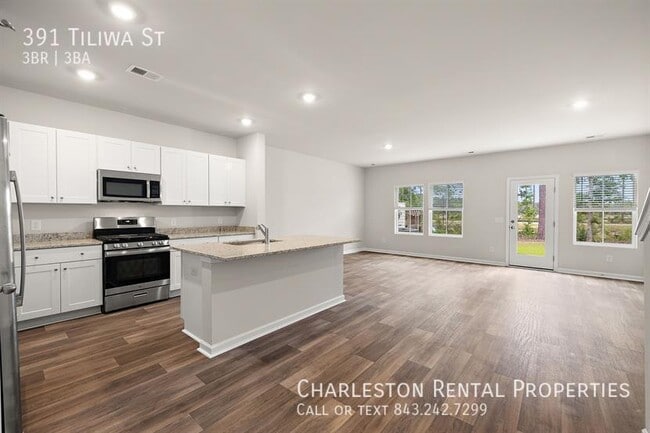 Building Photo - 391 Tiliwa St