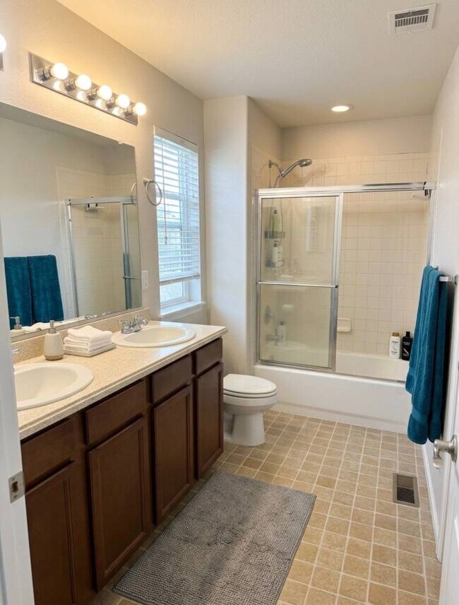 Building Photo - 1505 Diamond Rim Dr