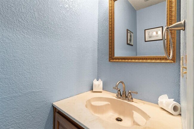 Building Photo - 16606 Mixtli Cove