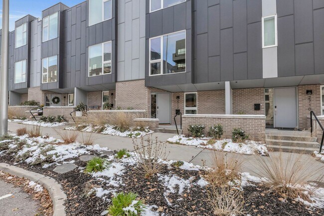 Building Photo - 2712 McGee Trafficway