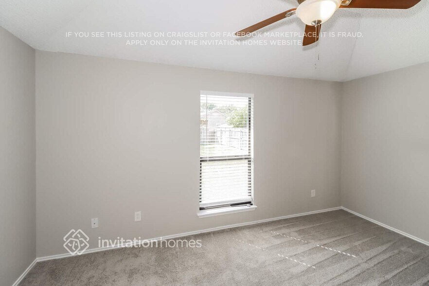 Building Photo - 308 Iberis Dr