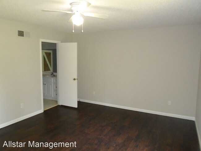 Building Photo - 4 br, 2 bath House - 4241 Faye Drive