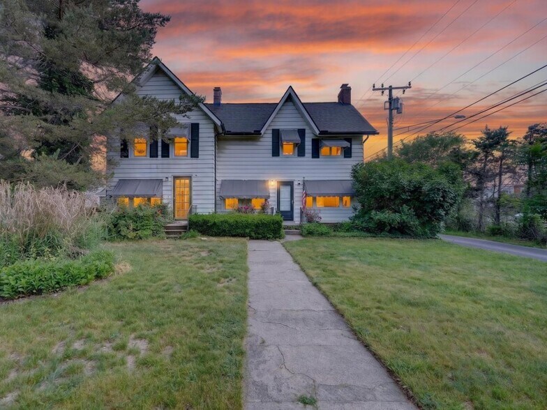 Building Photo - 23 W Burdick St
