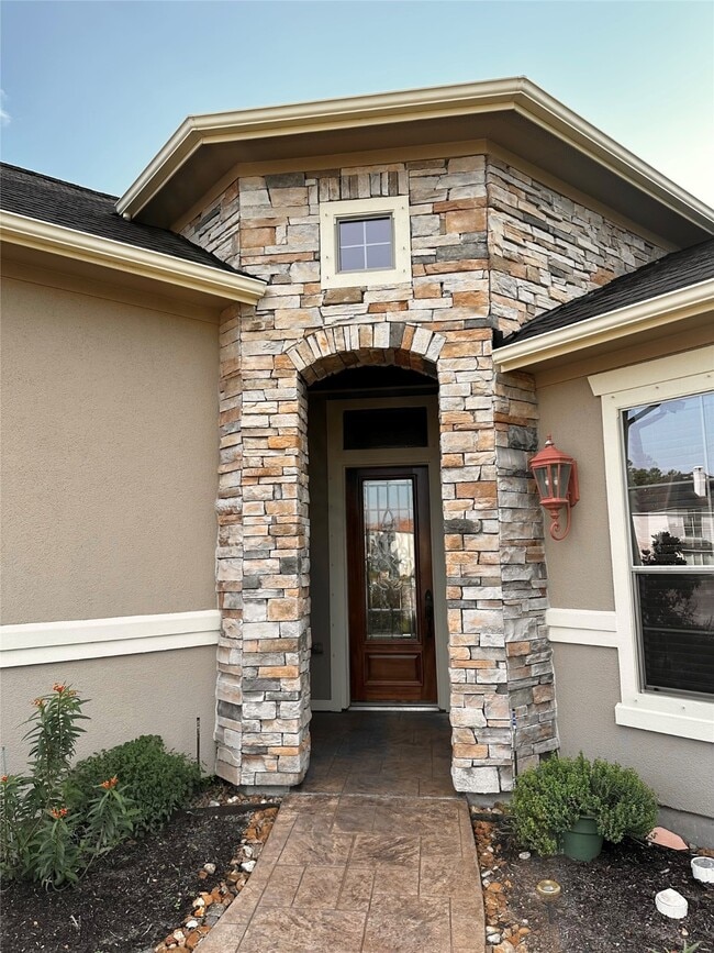 Building Photo - 617 Constellation Blvd