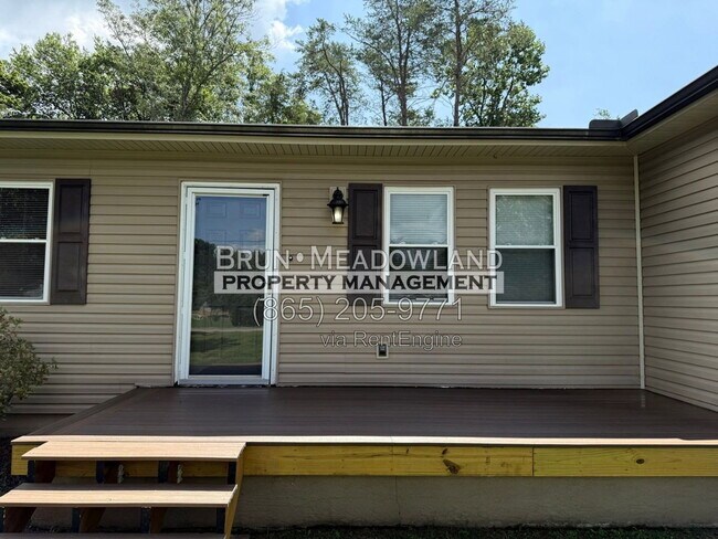 Building Photo - 103 Mapletree Ln