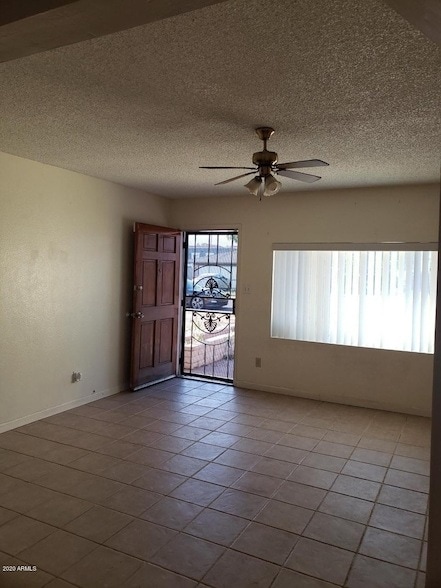 Building Photo - 3327 W Joan De Arc Ave