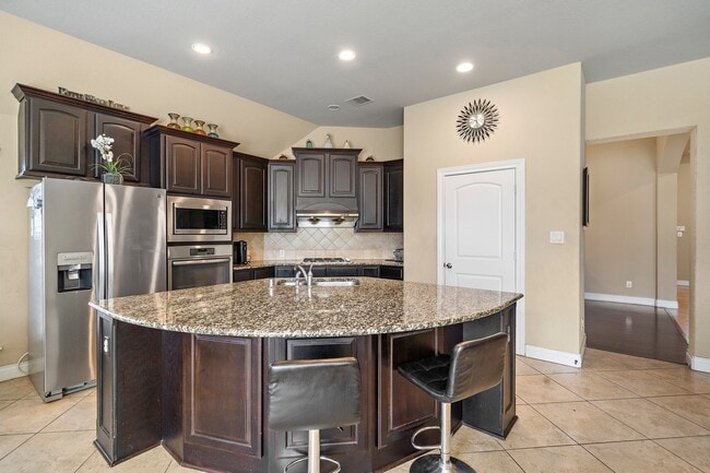 Building Photo - 17119 Kildonan Ct