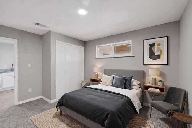 Building Photo - 1305 NW 14th St
