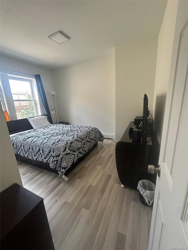 Building Photo - 262 Neptune Blvd