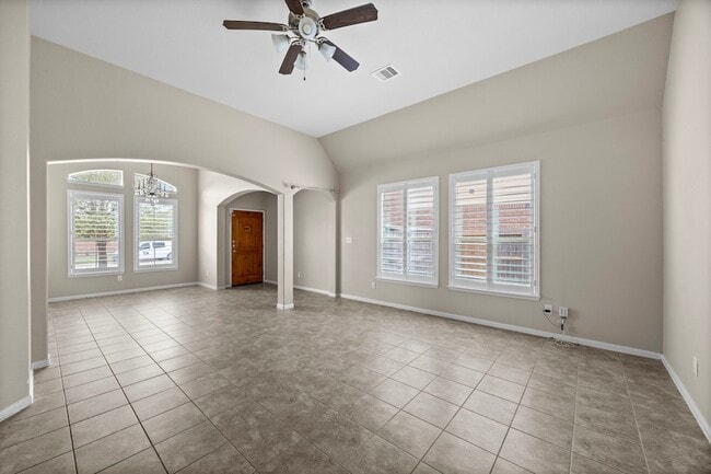 Building Photo - 23831 Villa Lisa Dr