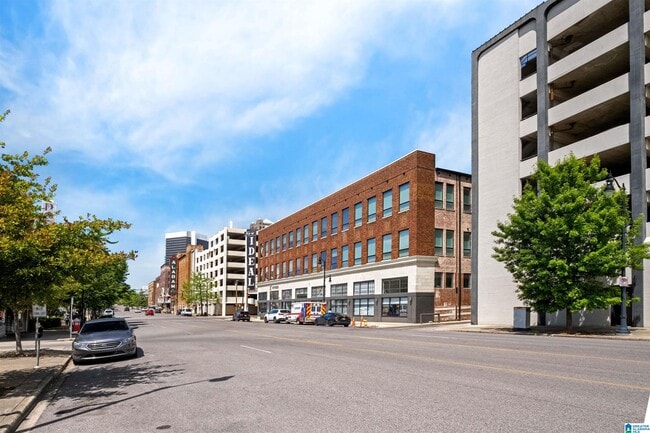 Building Photo - 1801 2nd Ave N