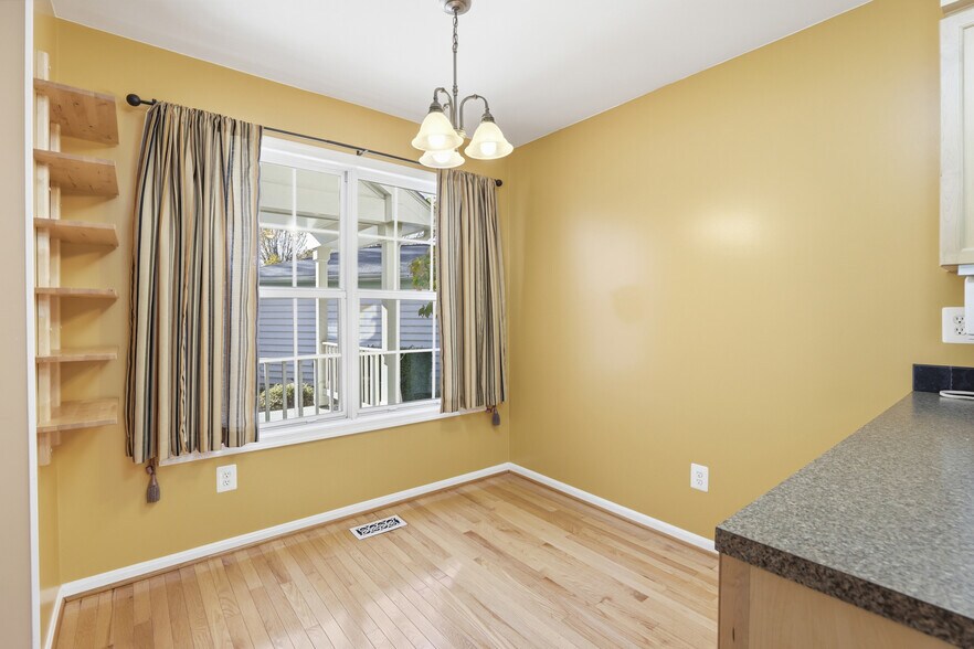 Building Photo - 8341 Marketree Cir