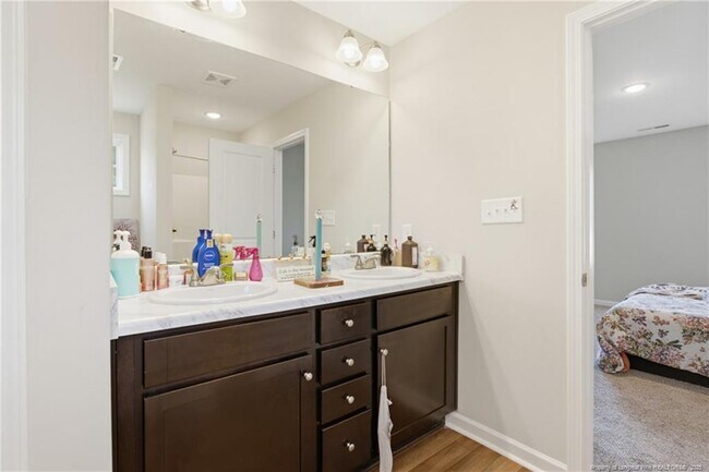 Building Photo - 50 Terrier Ct