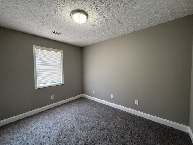 Building Photo - 233 Westchester Cir
