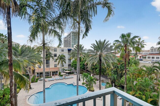 Building Photo - 780 S Sapodilla Ave