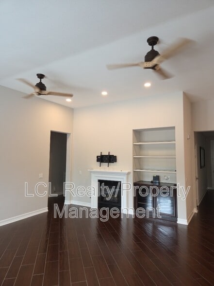 Building Photo - 3491 Tallgrass Ct