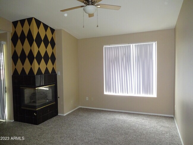 Primary Photo - 2929 W Yorkshire Dr