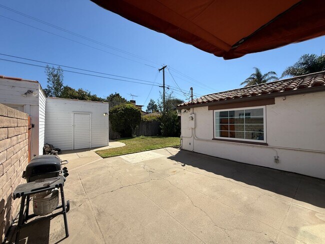 Building Photo - 161 Palm Ct Dr