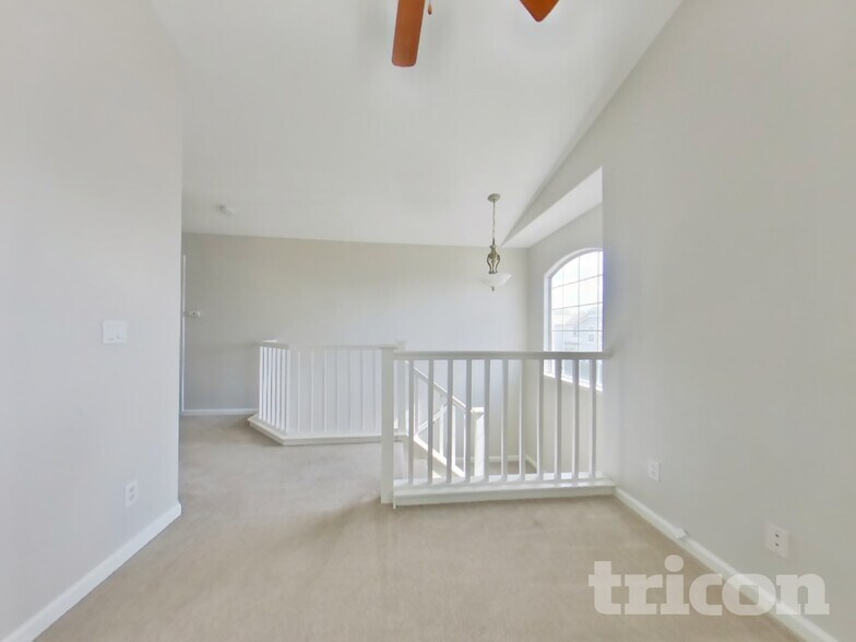 Building Photo - 4149 Shandwick Dr