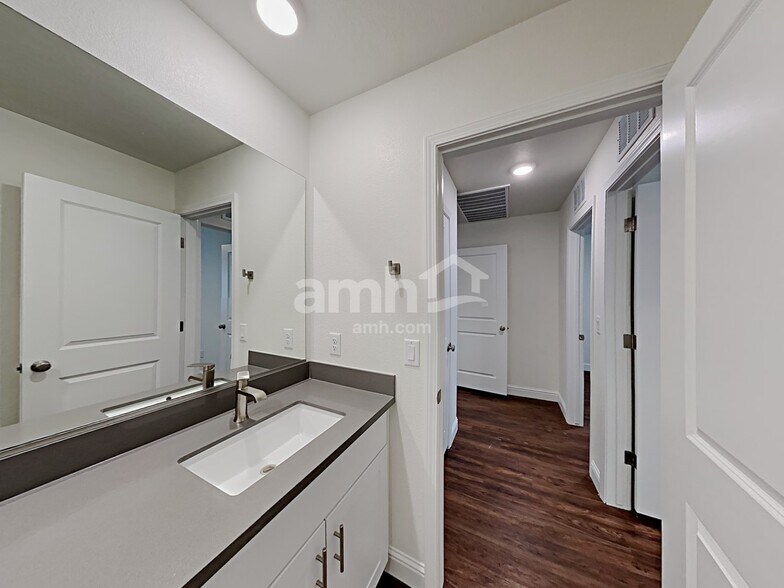 Building Photo - 5607 Lighting Hope Ct