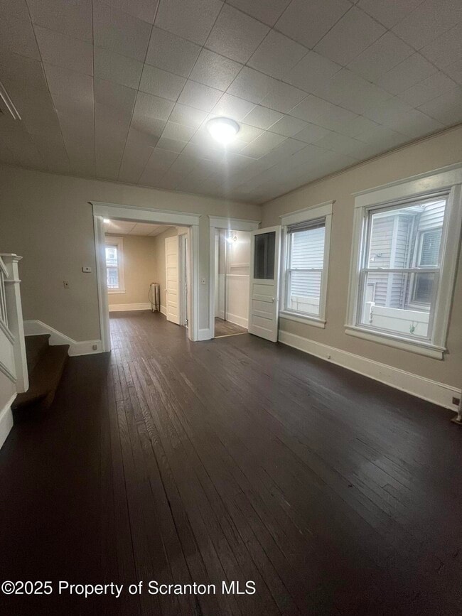 Building Photo - 304 Pittston Ave
