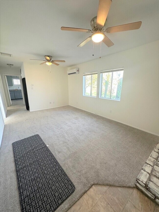 Building Photo - 2 Bedroom 1 Bath House