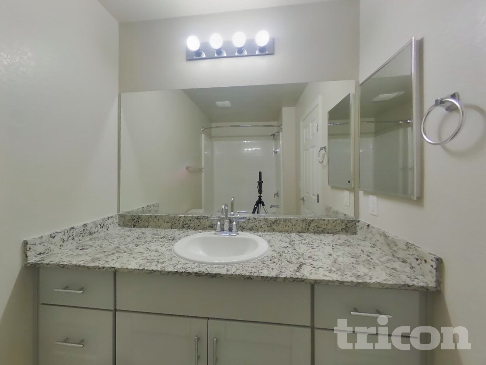 Building Photo - 7237 Halo Falls St